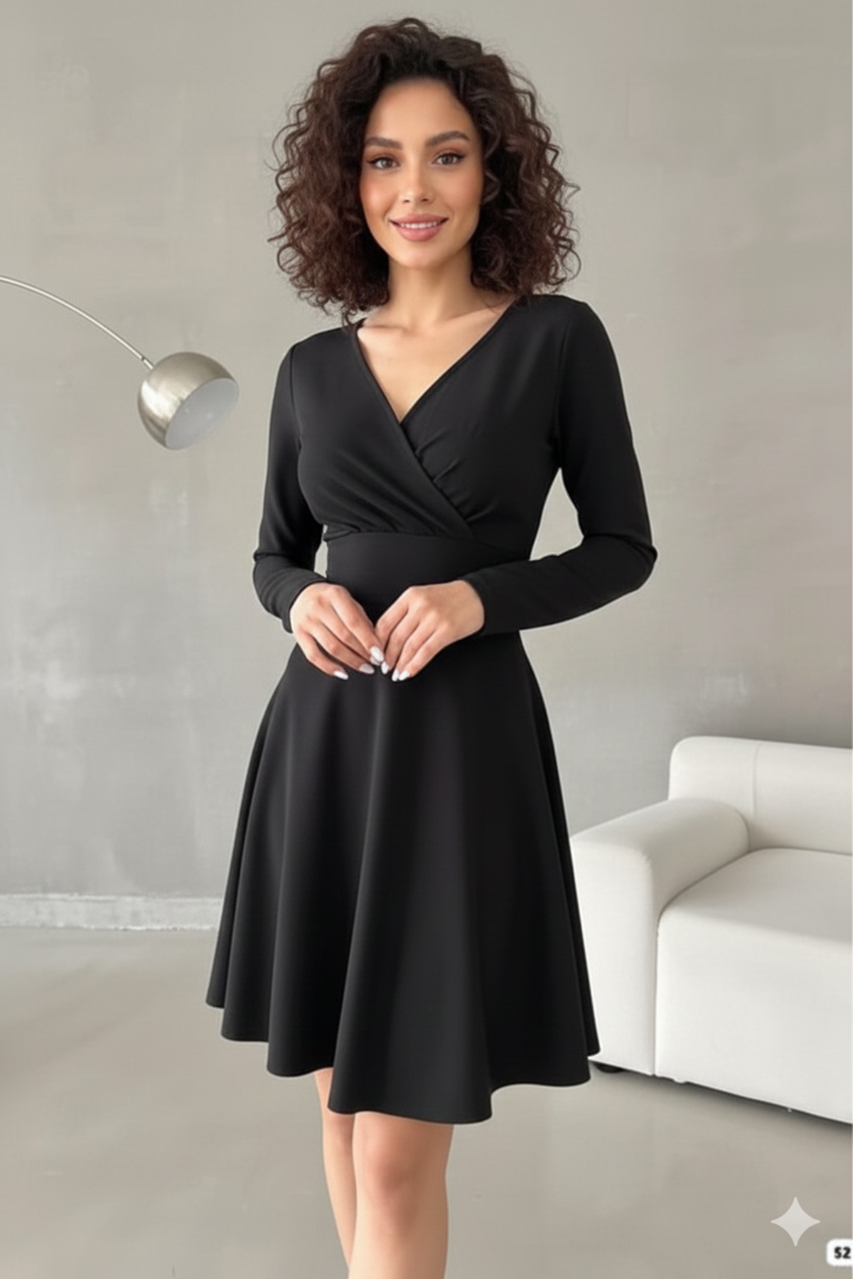 Kadın Siyah Kruvaze Yaka Krep Kumaş Uzun Kol Mini Kloş Elbise 4F-2361