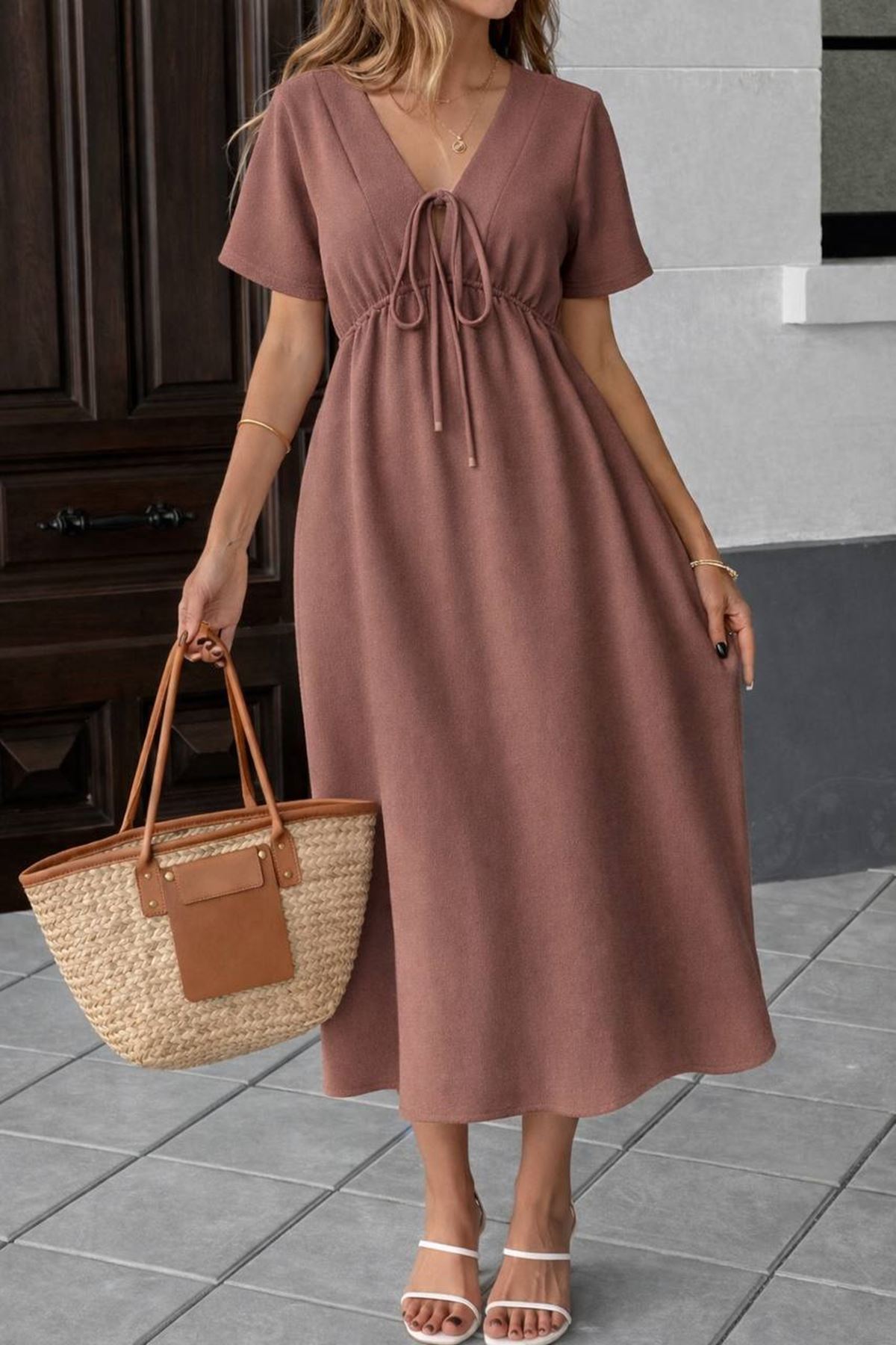 Kadın Düz Renk Aerobin Kumaş Yazlık V Yaka Kısa Kol Beli Lastikli Diz Altı Elbise 10C-2382