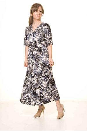 Kadın  V Yaka Beli Büzgülü Kuşaklı Salaş Elbise 17D-3072