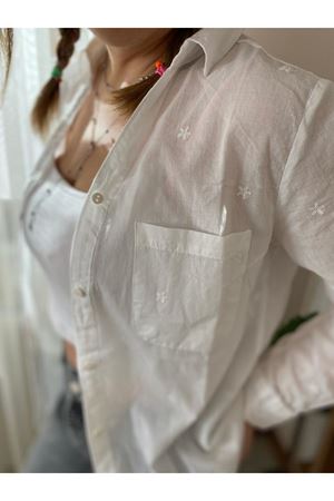 Kadın Kırık Beyaz Nakış işlemeli Pamuk Gömlek 4C-5028