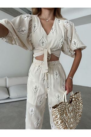 Kadın V Yaka Kuşaklı Crop Yüksek Bel Pantolon Nakışlı  Yazlık Crop Keten Alt -Üst Takım 5D-2223