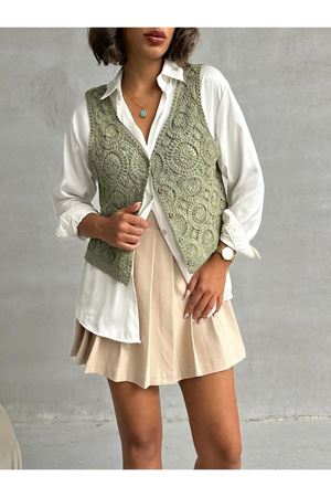 Kadın V Yaka Yeşil Ajurlu Triko Örgü Yelek 3F-2296