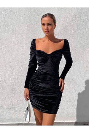 Kadın Siyah Kalp Yaka Kadife Uzun Kol Mini Elbise 12D-2307