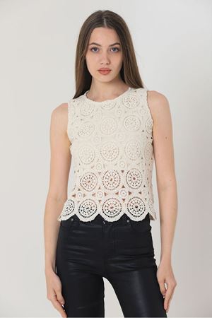 Kadın Yazlık Bej Bisiklet Yaka Ajurlu Dantel Bluz 17D-2328