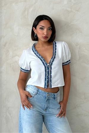 Kadın Yazlık Beyaz Kot Detay İşlemeli Ceket Gömlek 11D-2336