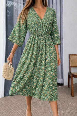 Kadın Yeşil Desenli Yazlık V Yaka Kısa Kol Beli Lastikli Diz Altı Elbise 10C-2375